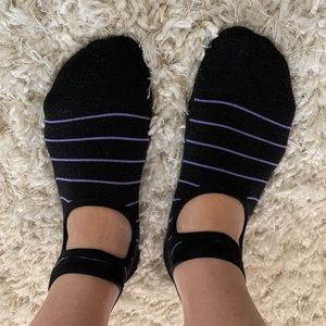 Adidas Grippy Yoga/Barre Socks - 2 Pairs